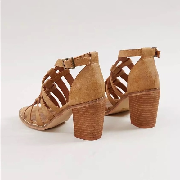 Mi.iM noelle strappy heeled sandal - Picture 4 of 11